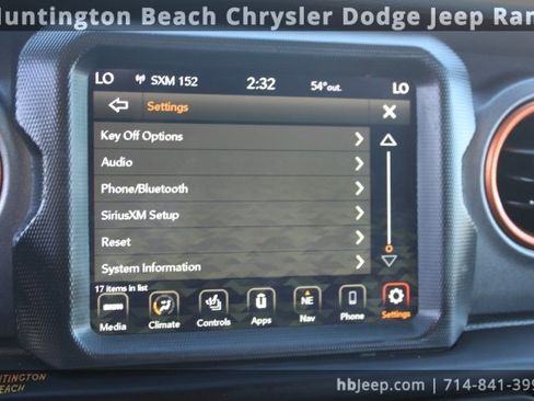 Used 2021 Jeep Gladiator Mojave image 36