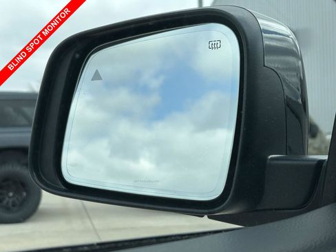 Used 2024 Dodge Durango GT image 12