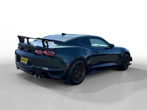 Used 2020 Chevrolet Camaro ZL1 RWD image 5