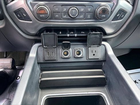 Used 2017 Chevrolet Silverado 1500 LT w/ All Star Edition AWD/4WD image 27