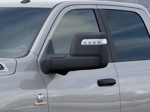 New 2026 RAM 2500 Big Horn AWD/4WD image 25