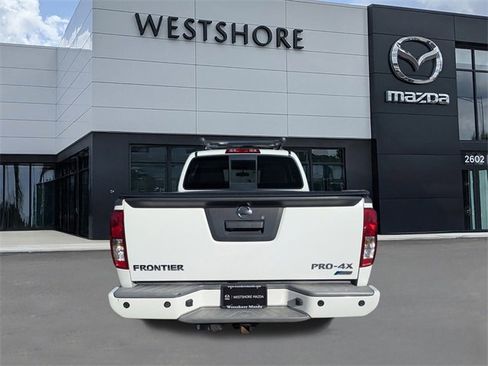 Used 2017 Nissan Frontier PRO-4X w/ Pro-4x Luxury Package image 4