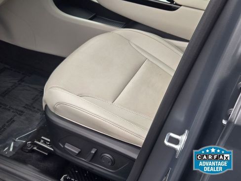 Certified 2025 Hyundai Tucson Limited AWD/4WD image 23