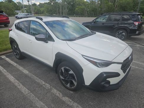 Used 2024 Subaru Crosstrek 2.5i Limited AWD/4WD image 2