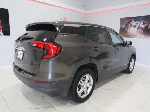 Used 2019 GMC Terrain SLE image 3