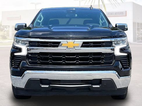 Used 2025 Chevrolet Silverado 1500 LT RWD image 24