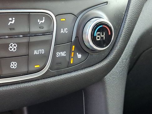 Certified 2024 Chevrolet Equinox LT FWD image 25