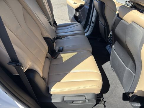 Used 2023 Acura MDX SH-AWD w/ Technology Package image 33