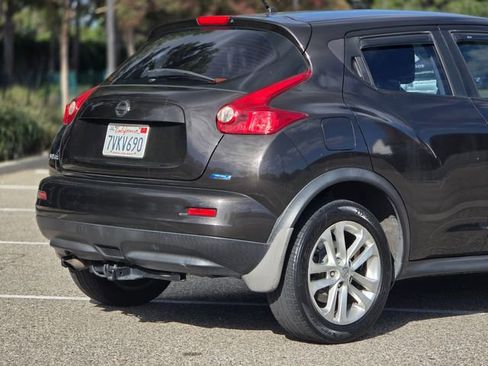 Used 2013 Nissan Juke S FWD image 13