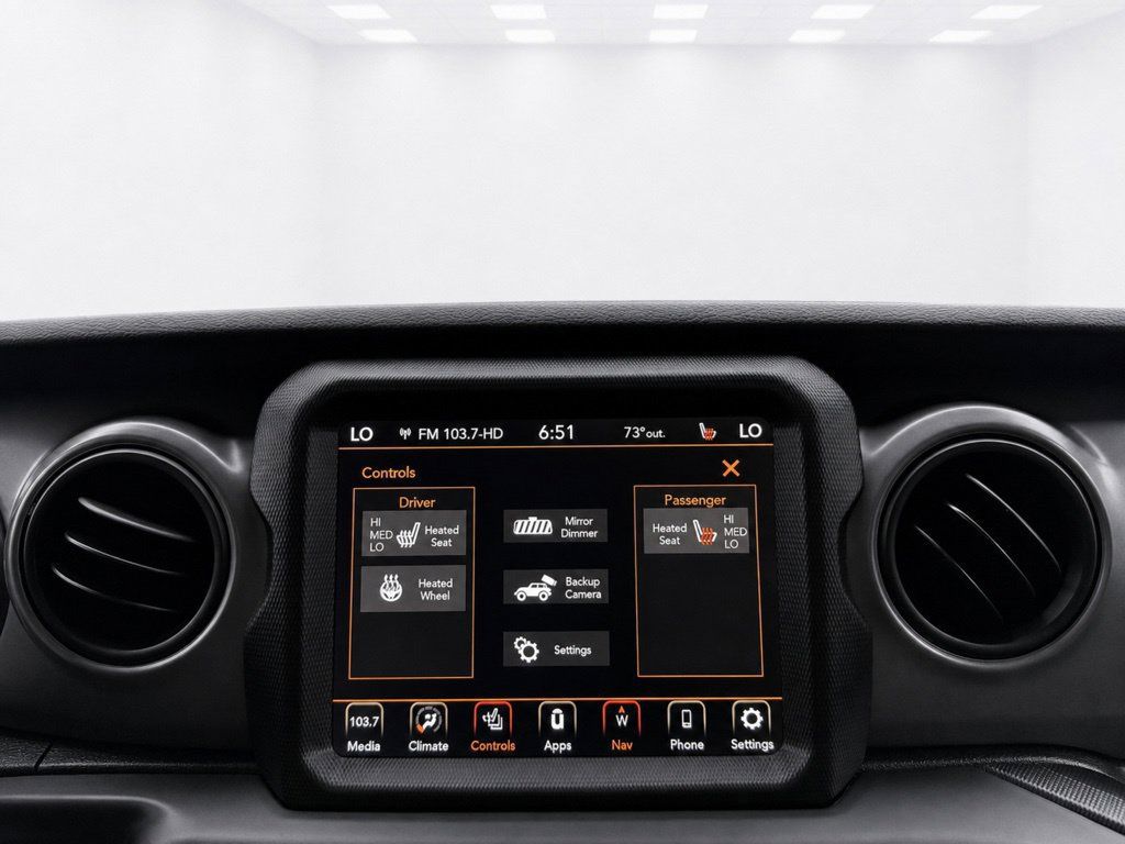 Used 2023 Jeep Wrangler Unlimited Sahara w/ Cold Weather Group AWD/4WD image 27