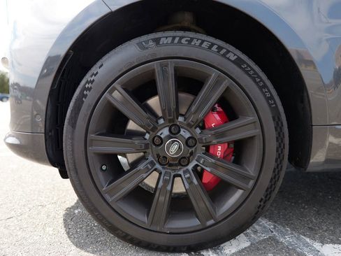 Used 2019 Land Rover Range Rover Sport HST image 15