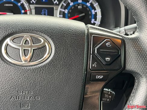 Certified 2019 Toyota 4Runner TRD Off-Road Premium AWD/4WD image 24