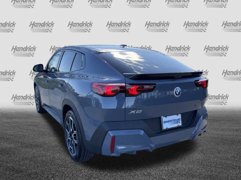 Certified 2025 BMW X2 xDrive28i image 8
