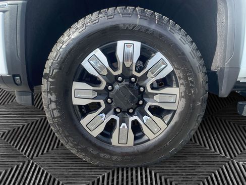 New 2026 GMC Sierra 2500 Denali w/ Denali Reserve Package image 14