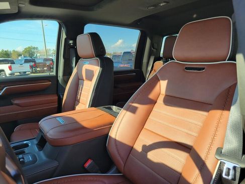 New 2026 GMC Sierra 3500 Denali Ultimate image 12