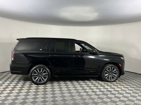 Used 2023 Cadillac Escalade Sport image 5