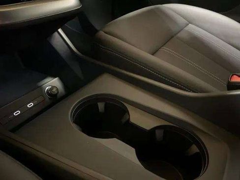 Used 2024 Audi Q4 e-tron Prestige image 60