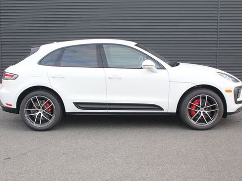 New 2025 Porsche Macan S image 9