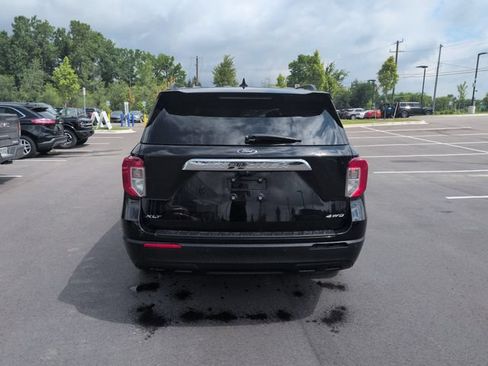 Certified 2022 Ford Explorer XLT AWD/4WD image 6