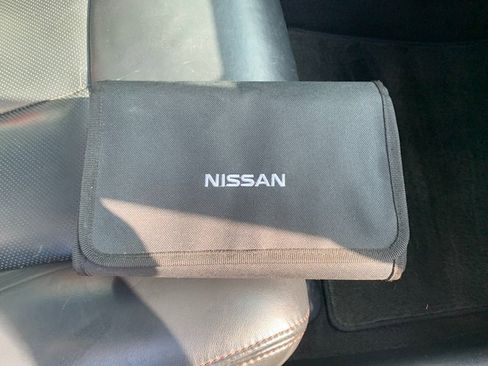 Used 2014 Nissan Maxima 3.5 SV w/ Premium Package FWD image 12