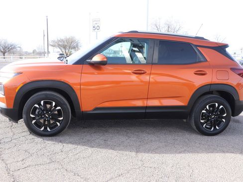 Used 2023 Chevrolet TrailBlazer LT image 4