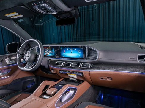 New 2026 Mercedes-Benz GLE 53 AMG AMG®53 4MATIC+® SUV image 4
