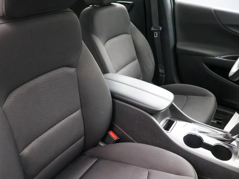Used 2019 Chevrolet Malibu LT FWD image 32