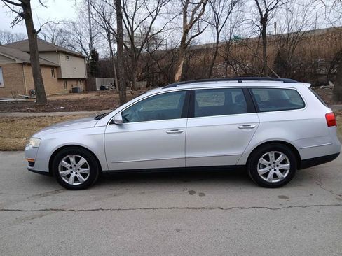 Used 2007 Volkswagen Passat 2.0T image 2