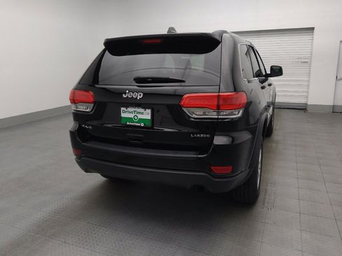 Used 2018 Jeep Grand Cherokee Laredo AWD/4WD image 7