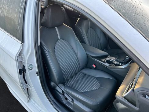 Used 2024 Toyota Camry SE FWD image 30