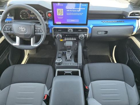 Certified 2025 Toyota Tacoma TRD Off-Road w/ TRD Off Road Upgrade Package AWD/4WD image 23