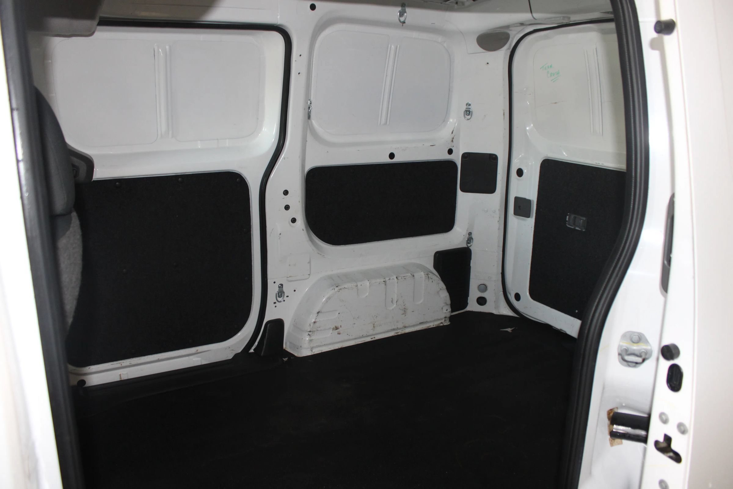 Used 2017 Nissan NV200 S FWD image 20