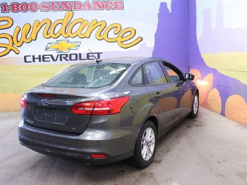 Used 2018 Ford Focus SE image 8