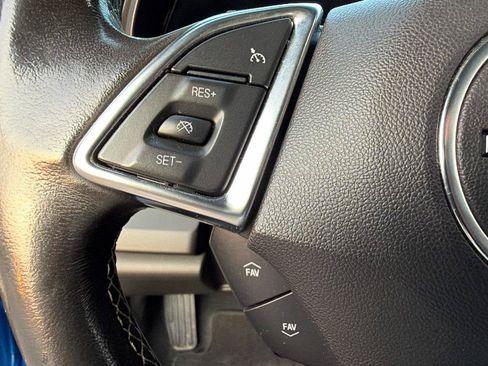 Used 2018 Chevrolet Camaro LT RWD image 23