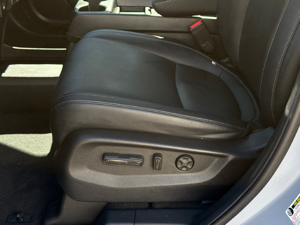 Used 2024 Honda Odyssey Touring image 17