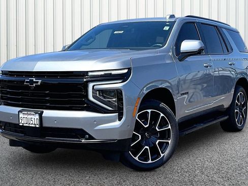 Used 2025 Chevrolet Tahoe RST w/ Comfort Package AWD/4WD image 35