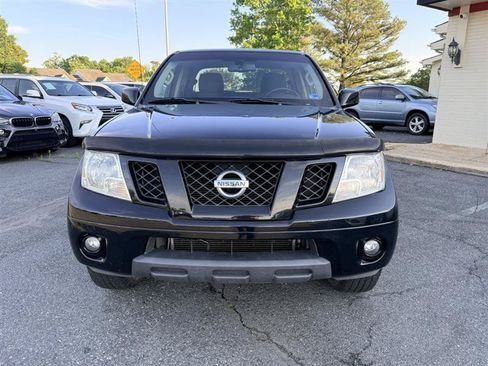 Used 2012 Nissan Frontier PRO-4X AWD/4WD image 2