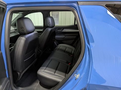 Used 2026 GMC Terrain Elevation w/ Elevation Premium Package AWD/4WD image 9