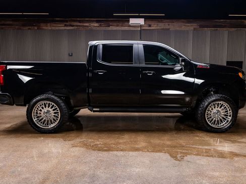 Used 2023 Chevrolet Silverado 1500 RST AWD/4WD image 10