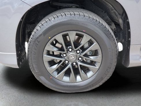 Used 2023 Lexus GX 460 Premium w/ Premium Plus Package AWD/4WD image 32