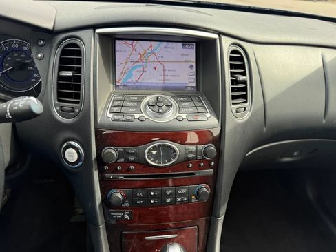Used 2014 INFINITI QX50 Journey w/ Premium Package image 20