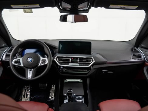 Certified 2023 BMW X3 xDrive30i w/ M Sport Package image 9