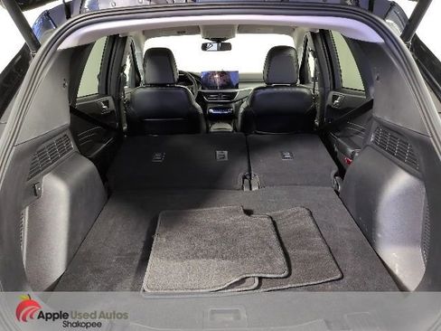 Used 2024 Ford Escape Platinum AWD/4WD image 10