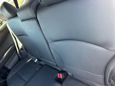 Used 2017 Subaru Outback 3.6R Limited AWD/4WD image 16