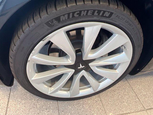 Used 2019 Tesla Model 3 Long Range AWD/4WD image 26