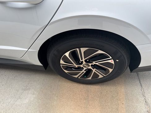 New 2026 Hyundai Sonata Blue FWD image 13