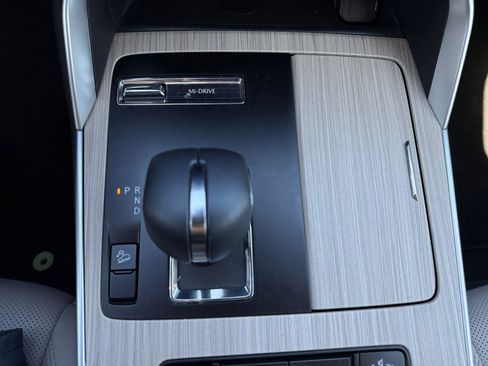 Certified 2025 MAZDA CX-70 3.3 Turbo w/ Preferred Package image 27