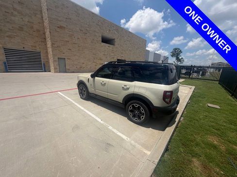 Used 2025 Ford Bronco Sport Outer Banks w/ Outer Banks Tech Package+ AWD/4WD image 4