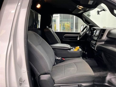 Used 2022 RAM 3500 Tradesman image 11