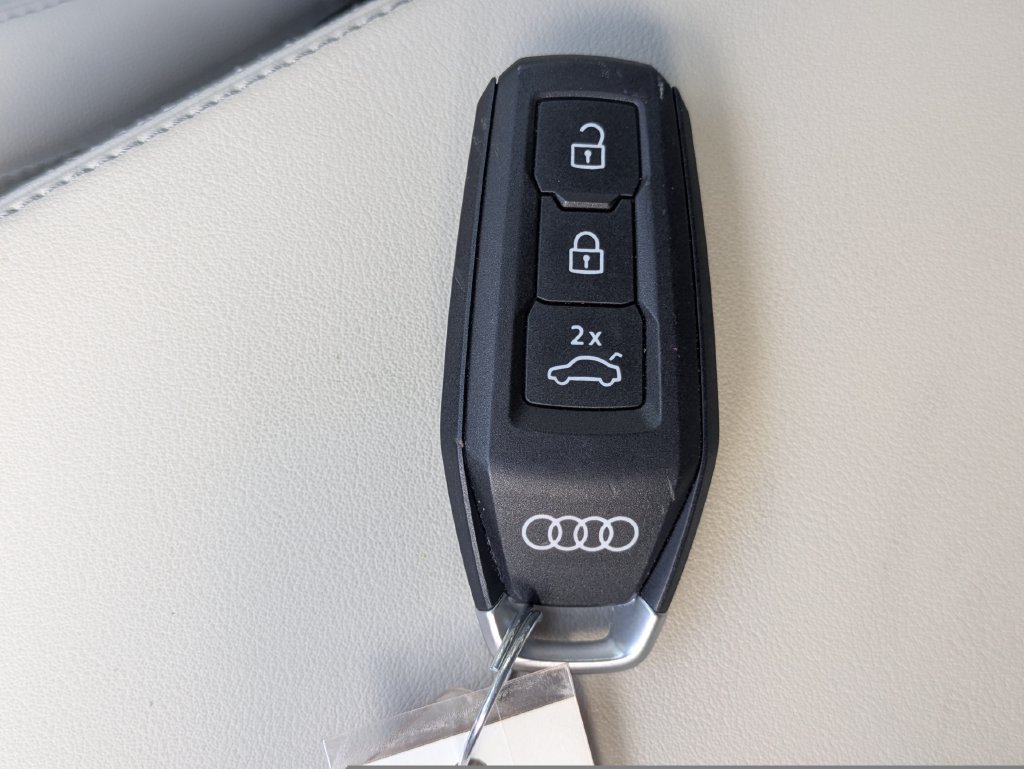 Used 2025 Audi Q5 Premium Plus AWD/4WD image 44